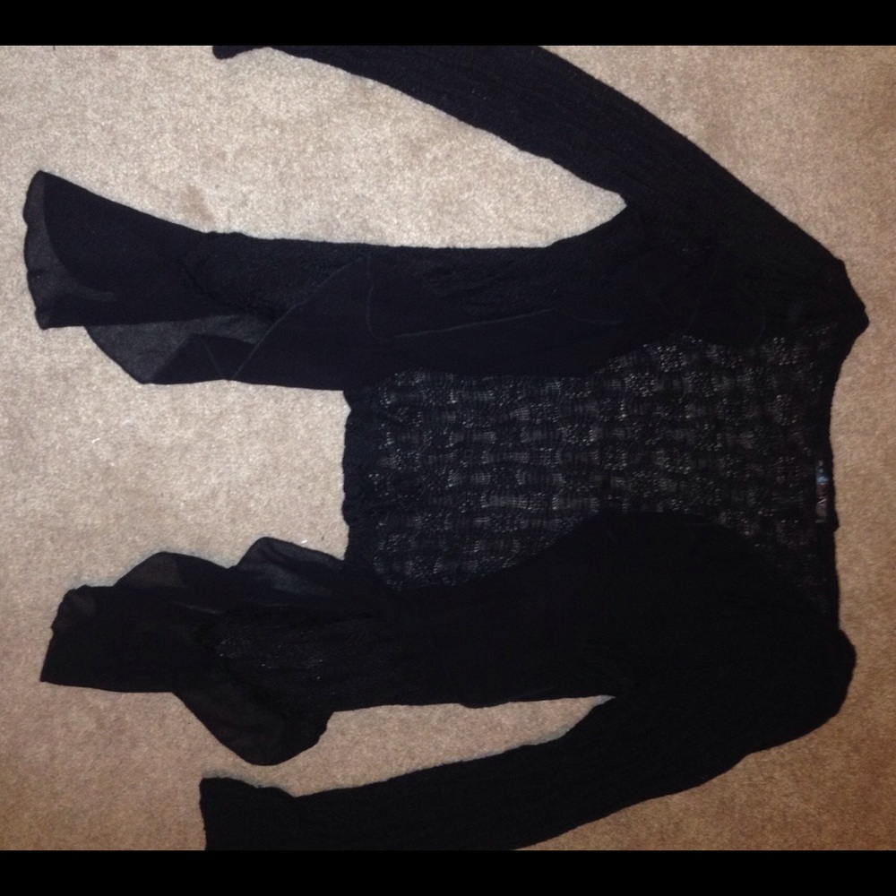 Black sweater like top